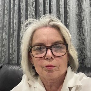 Meet your Posher, Cheryl